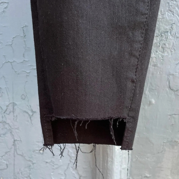 FRAME Le Skinny De Jeanne  Step Hem Jeans, size 26 - Picture 7 of 11